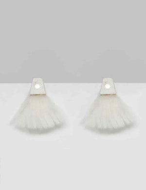 Yomo Studio cloudy pearl earrings in grey. Materials include: concrete, AAA pearl, and organic wool.
